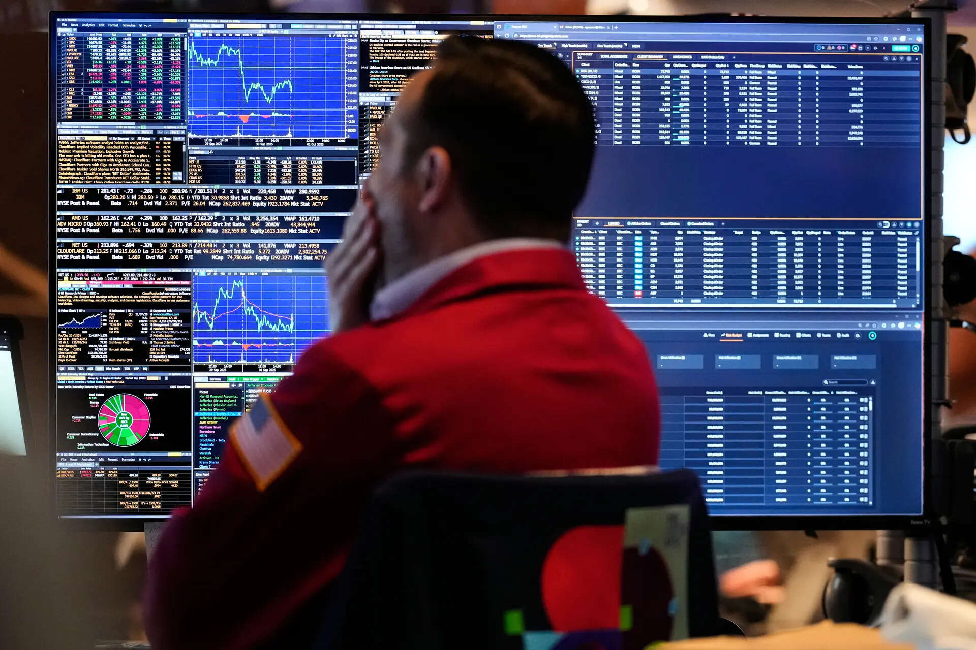Wall Street tumbles to its worst day since April after Trump threatens ...