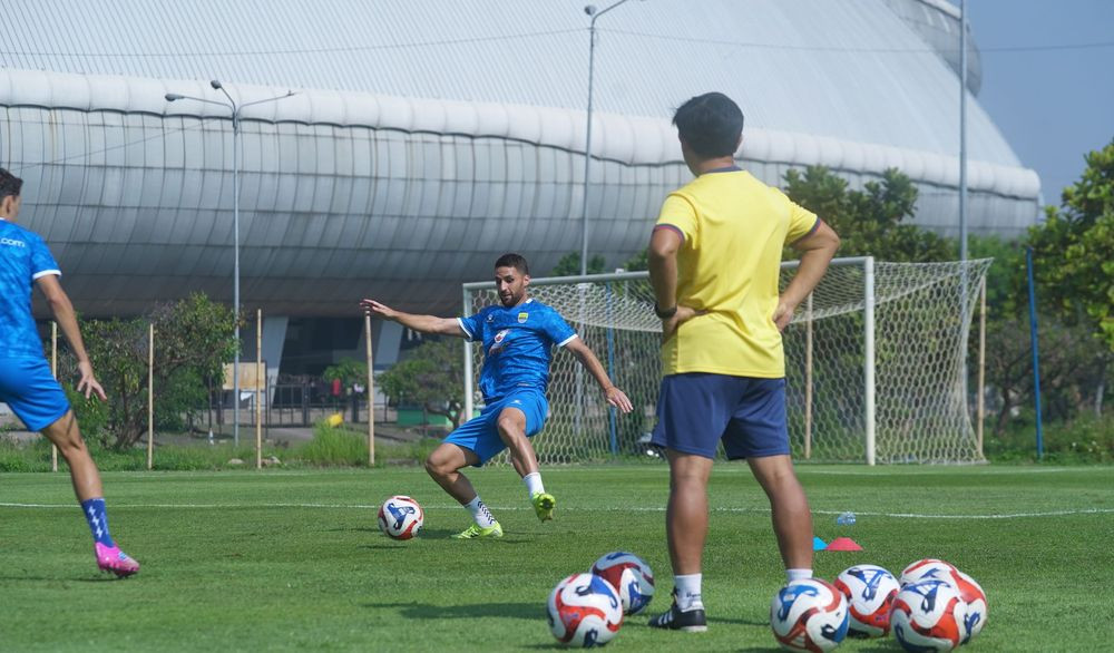 Persib Manfaatkan Jeda FIFA untuk Tingkatkan Kondisi Fisik Pemain