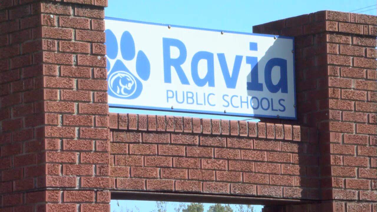 Mill Creek school board votes to annex Ravia Public Schools