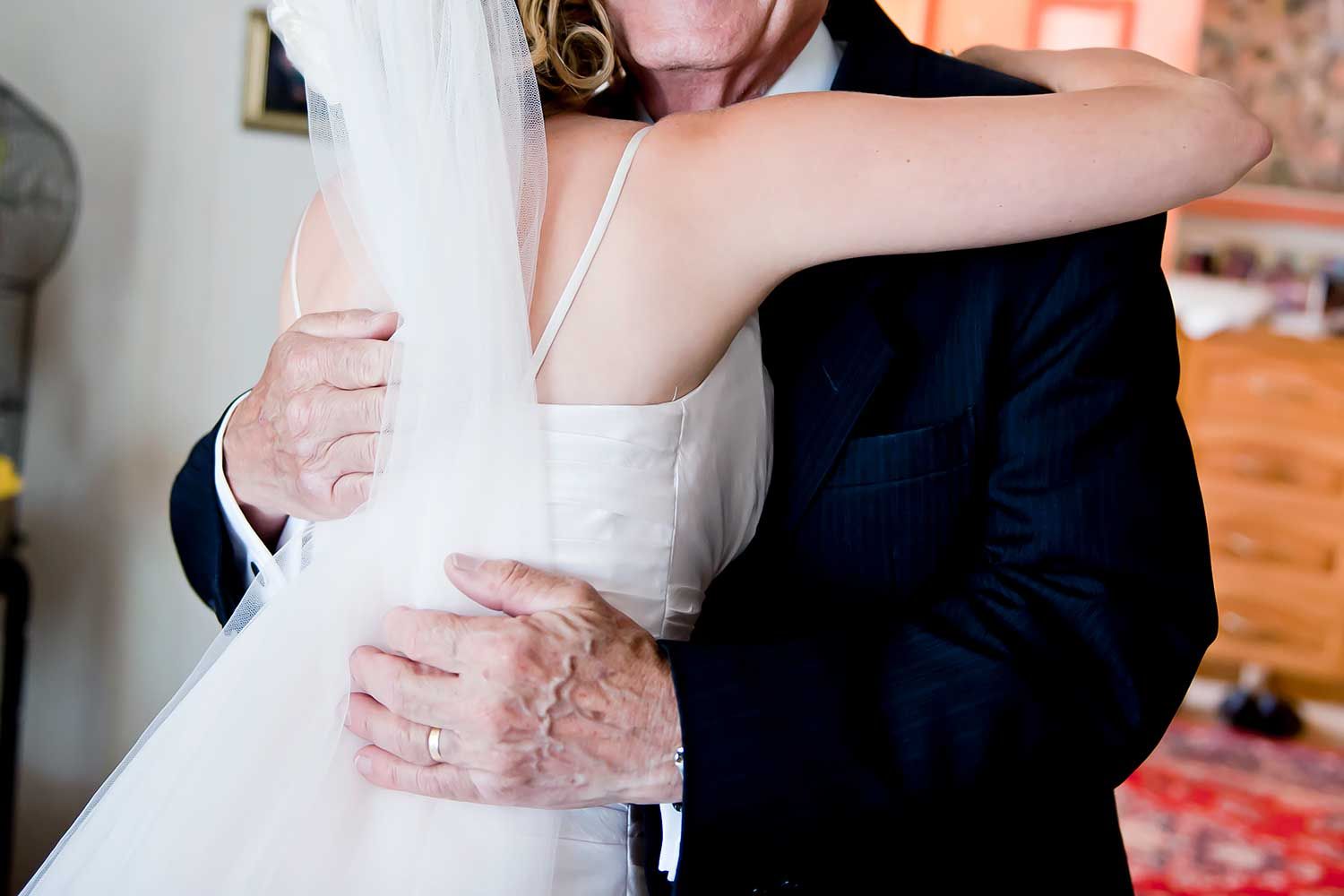 Father of the Bride Surprises Daughter by Wearing Same Suit from His