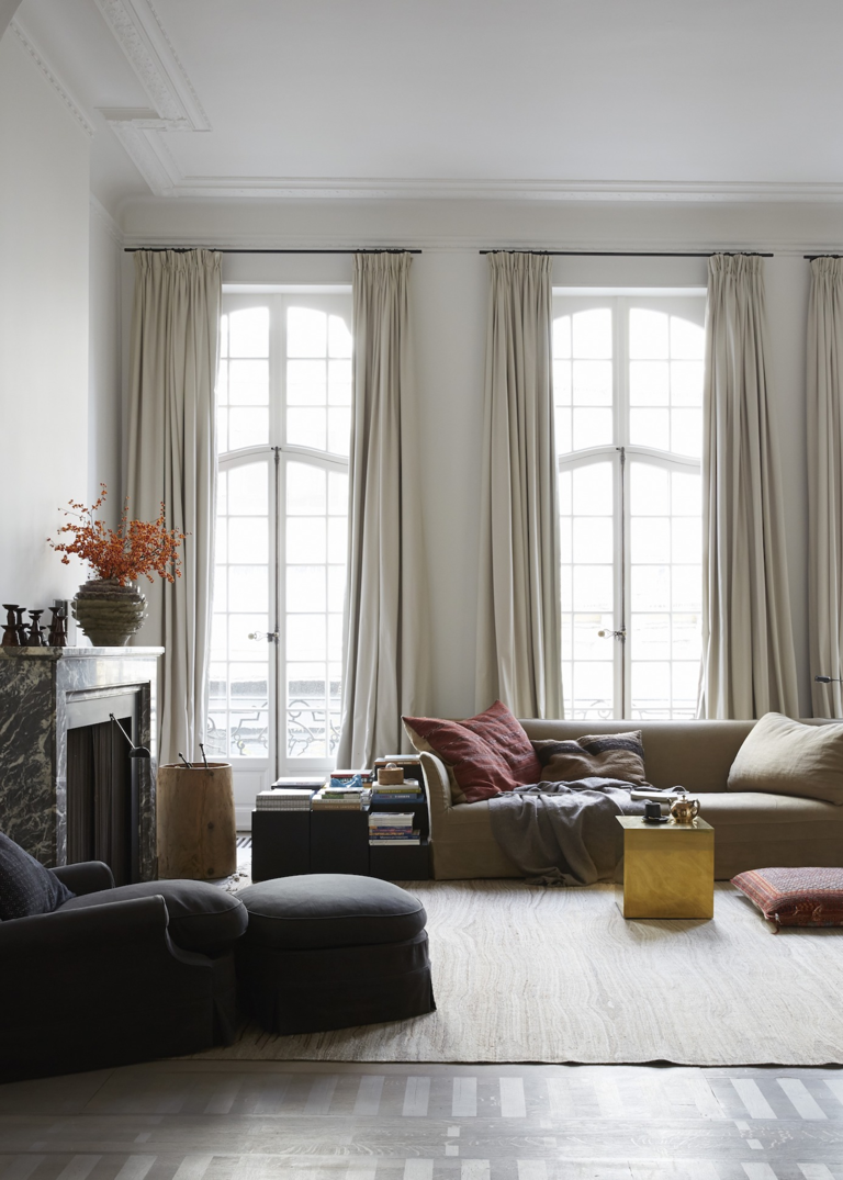 Should Curtains Cover Radiators? The Dilemma of Floor-Length Curtains ...