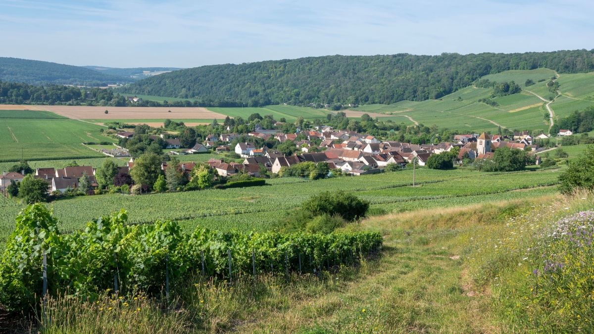 Sans route ni électricité, ce village est le plus isolé de France