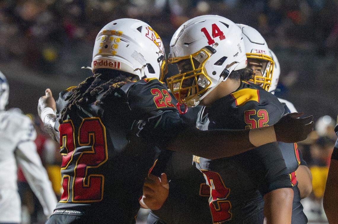Week 7: AP, TNT, coaches poll Top 10 football rankings in Washington