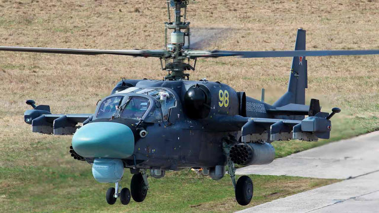 ロシア空軍 攻撃ヘリコプター Ka-52 タグ キーホルダー  厚め ロシア空軍 攻撃ヘリコプター Ka-52 タグ キーホルダー