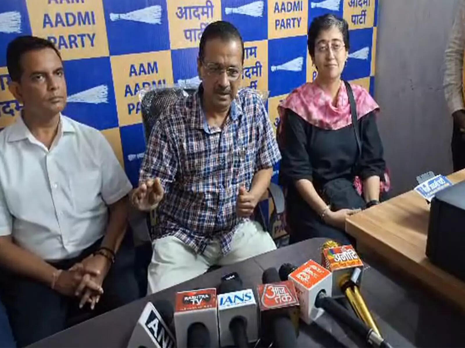 AAP faces resignations over alliance disagreement, internal issues