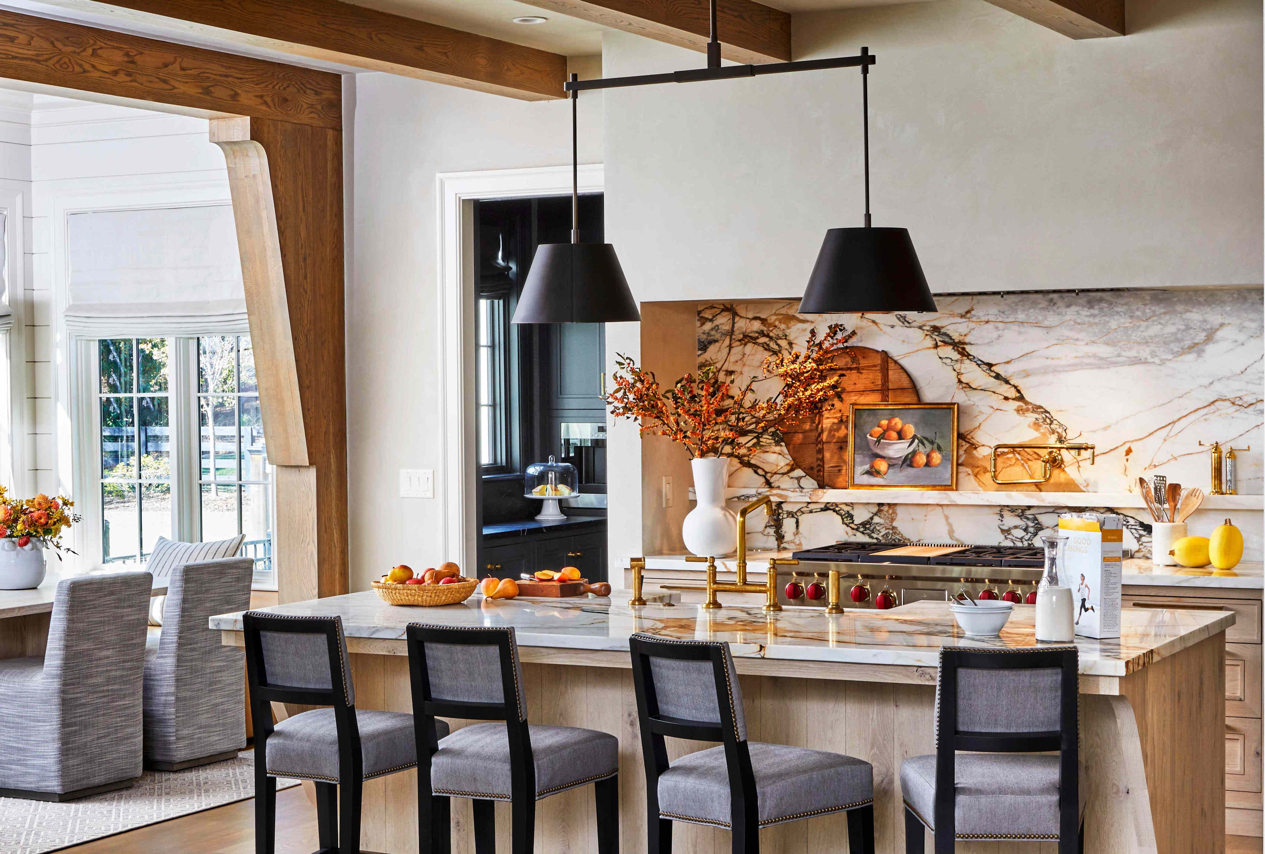 5 easy decluttering tips you can use in every room this fall
