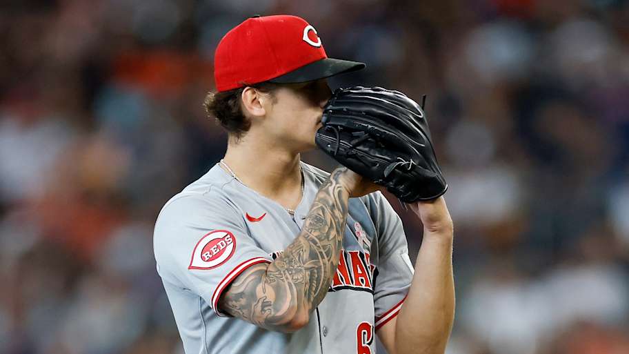 Reds fans stunned as FanGraphs keeps most undeserving player among top ...