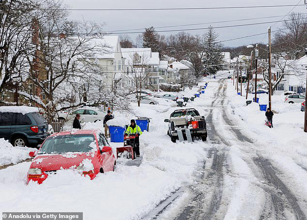 Meteorologist's stark warning to Americans to brace for a harsh winter ...