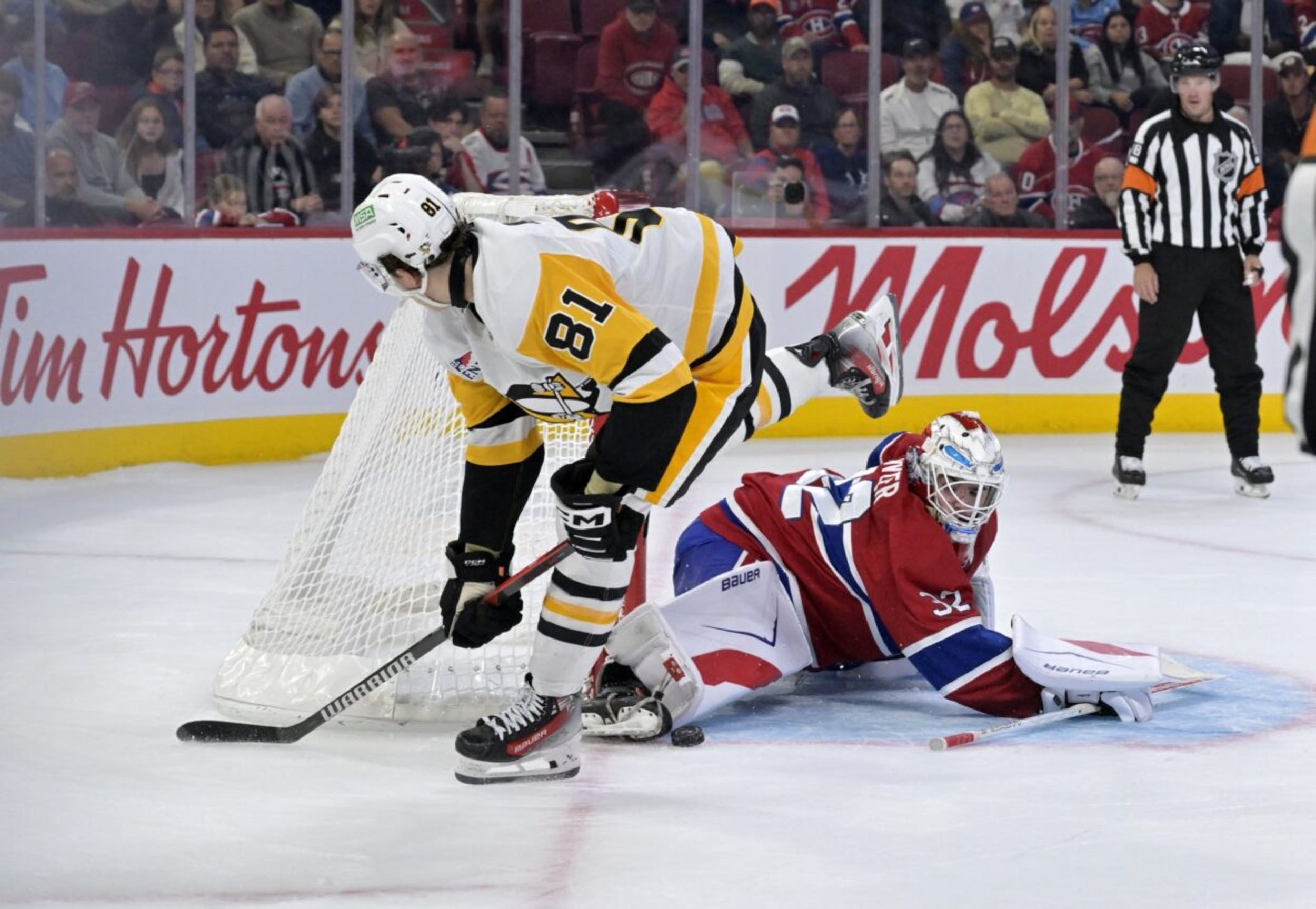Fowler backstops Canadiens to 4-2 victory over Penguins in debut