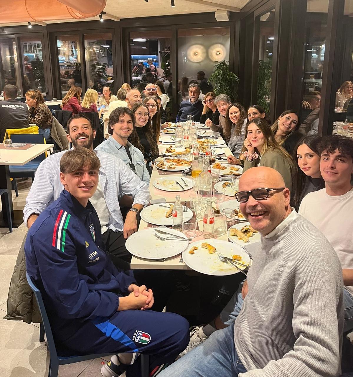 Regalo personalizzato per cugini, stampa personalizzata per cugini, regalo di compleanno per cugini, foto di due cugini, regalo di Natale, arte I cugini sono i migliori amici - Italia