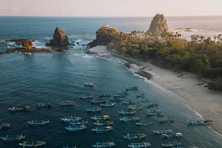 7 Tempat Wisata Jember dengan Pemandangan Indah untuk Healing dan Foto Instagramable