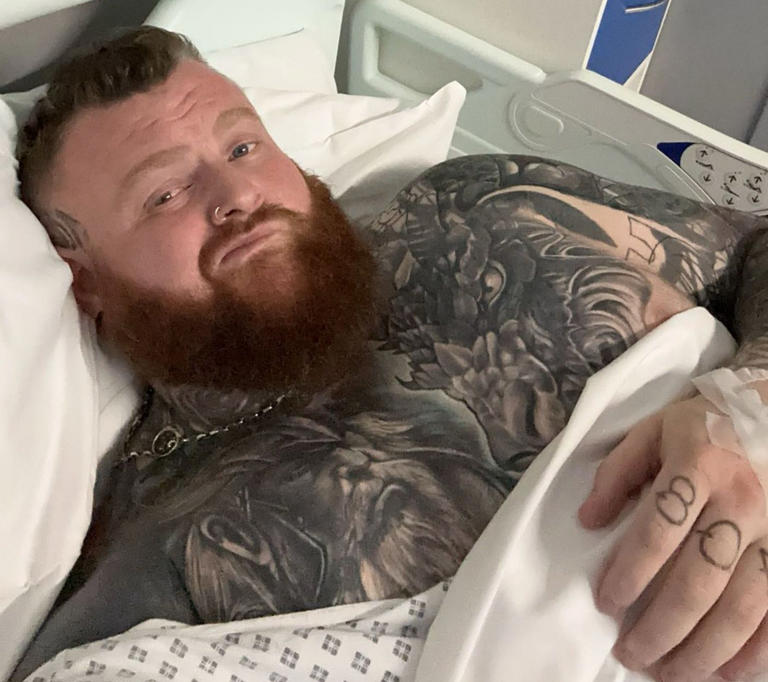 Man ate so many cola bottles he ended up in hospital