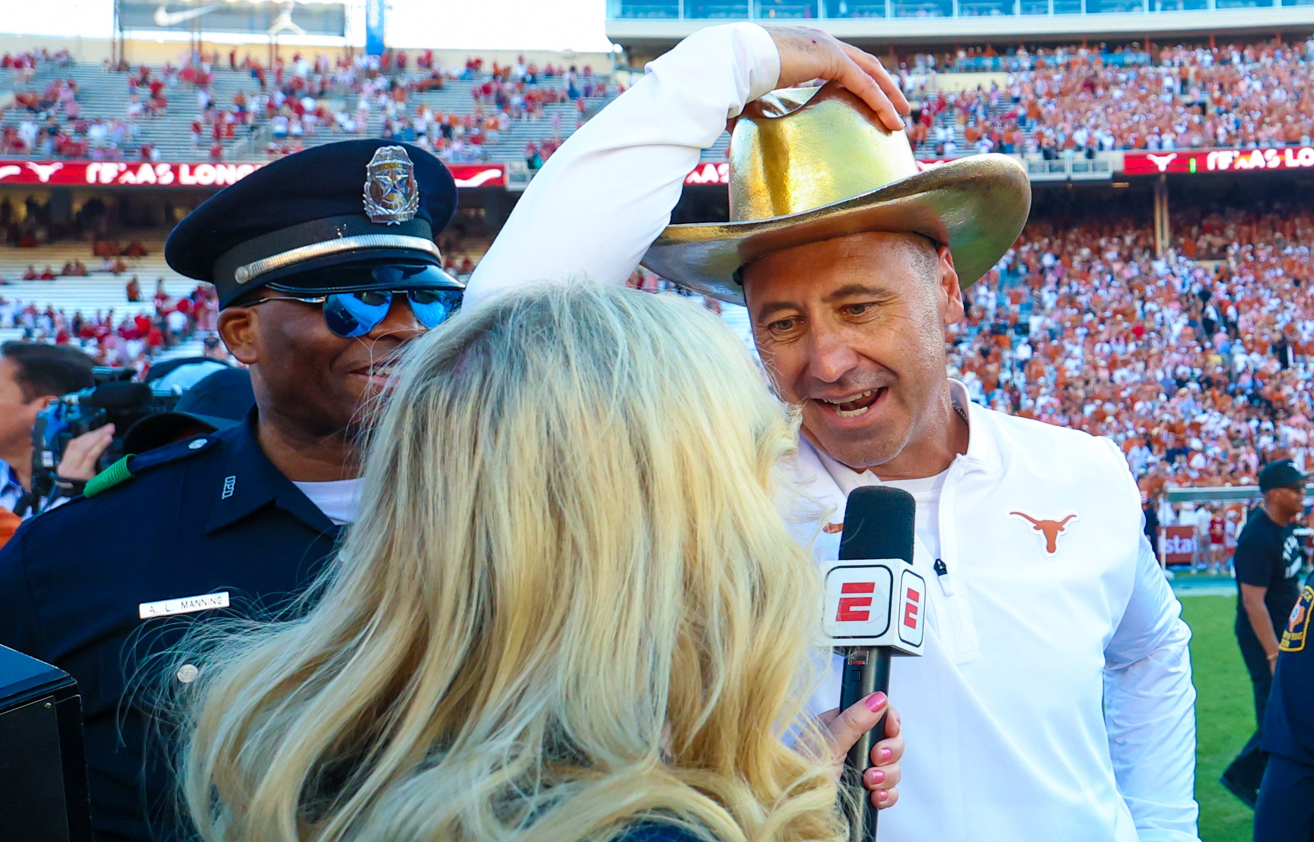Sarkisian: Neutral site makes Texas vs. Oklahoma special
