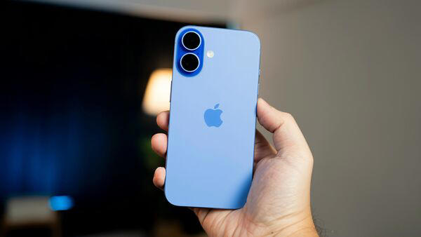 Your iPhone is still broadcasting your location after shutdown or theft ...