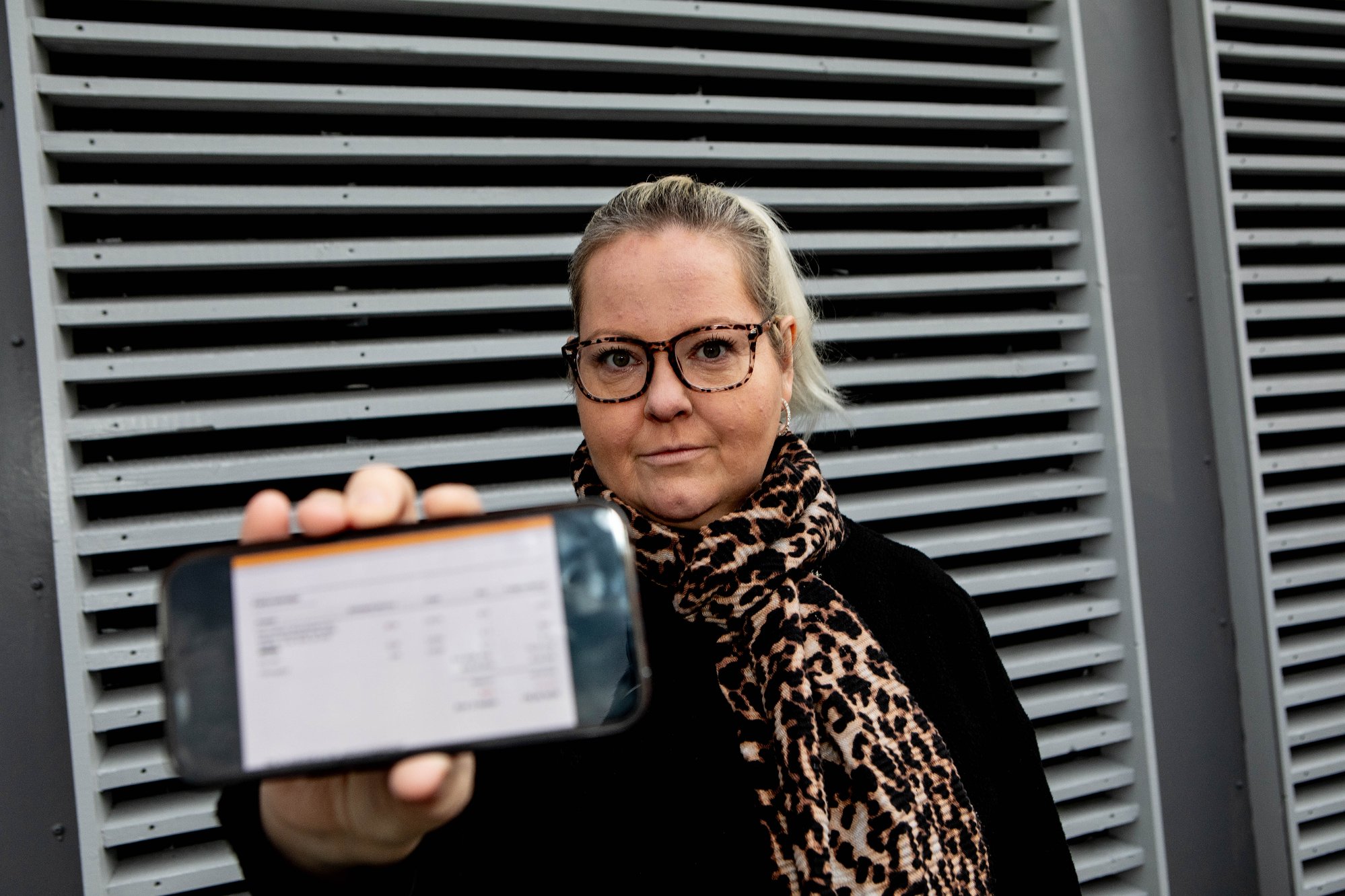 En klem på flyplassen kostet henne 129 kroner: – Vi var så effektive vi ...