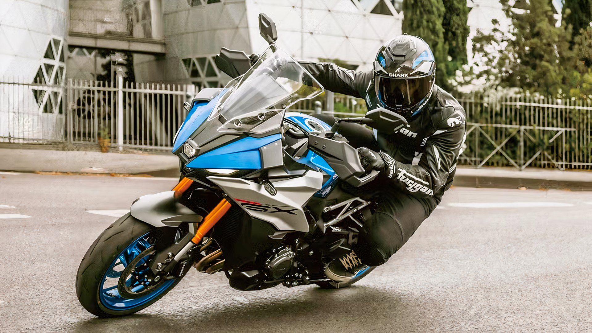 The 150-HP Suzuki sport-tourer that can undercut a new Yamaha Tracer