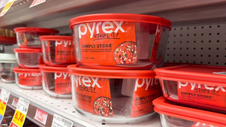 Round Vs Square: How To Determine Which Pyrex Glass Container You Need
