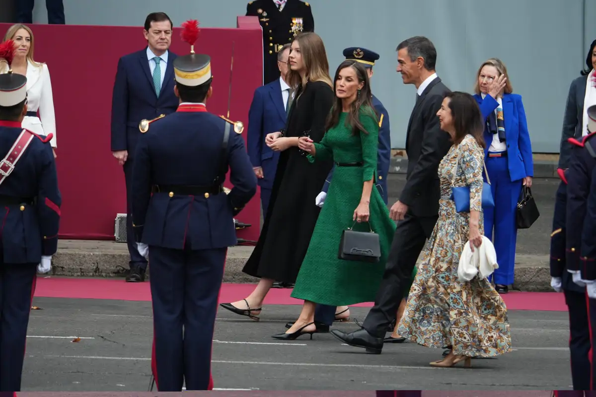 La infanta Sofía derrocha estilo en su vuelta al desfile de las Fuerzas