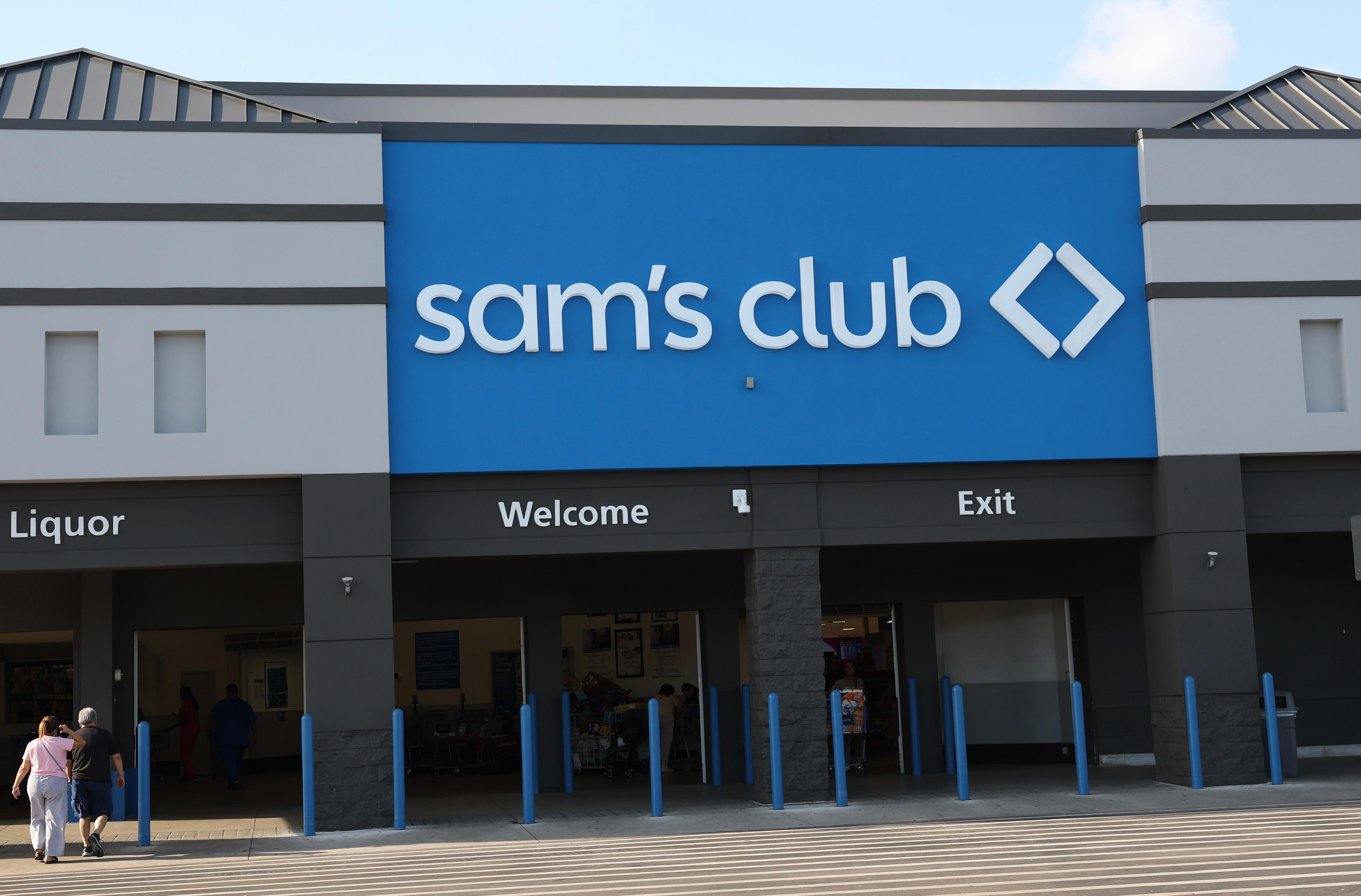 New Sam's Club Sunday store hours start today. What members should know.