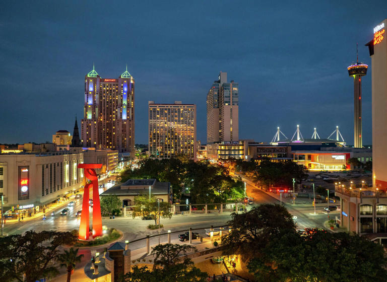 Austin ranks among the top 10 US cities for home sales - but 2 Texas ...