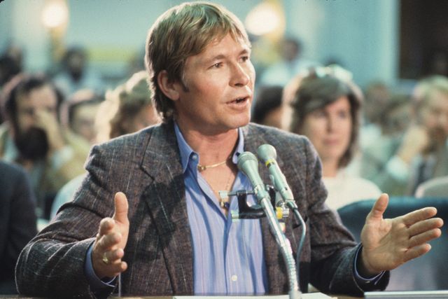 How Did John Denver Die? Inside the Fatal Plane Crash That Killed the ...