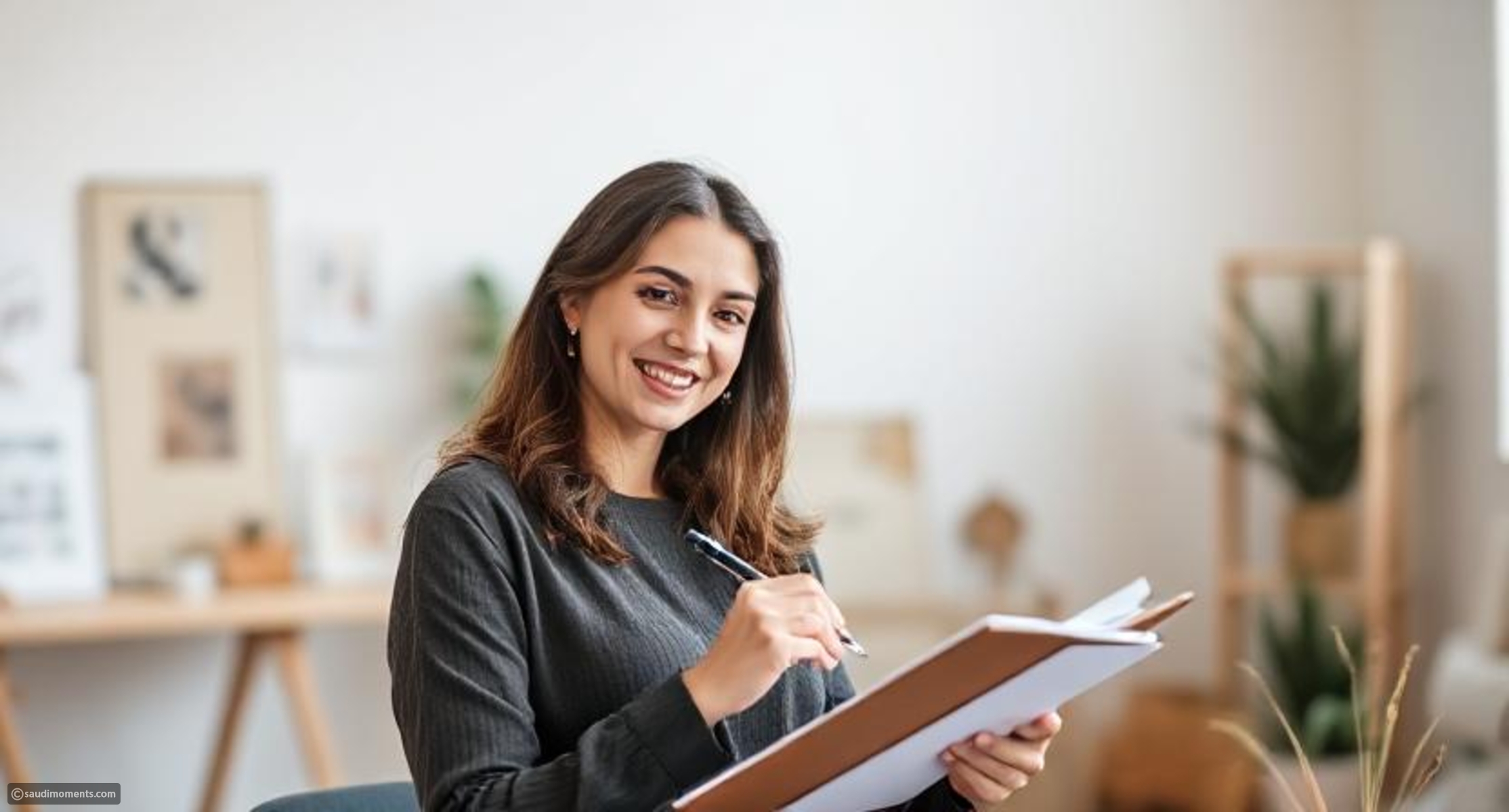 What Women with Sharp Minds Keep Under Wraps