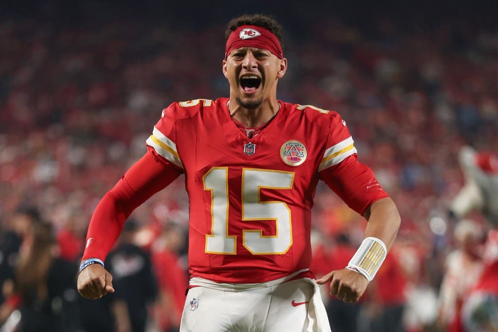 KANSAS CITY, MISSOURI – OCTOBER 12: Patrick Mahomes #15 of the Kansas City Chiefs reacts before the game against the Detroit Lions at Arrowhead Stadium on October 12, 2025 in Kansas City, Missouri. (Photo by Jamie Squire/Getty Images)