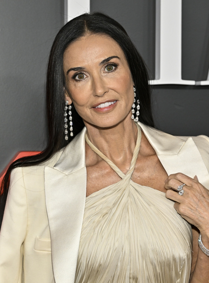 Demi Moore’s New Bangs Leave Fans Speechless