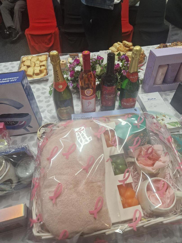 Cakes, kindness and community: Parkgate Slimming World raises £753 for ...