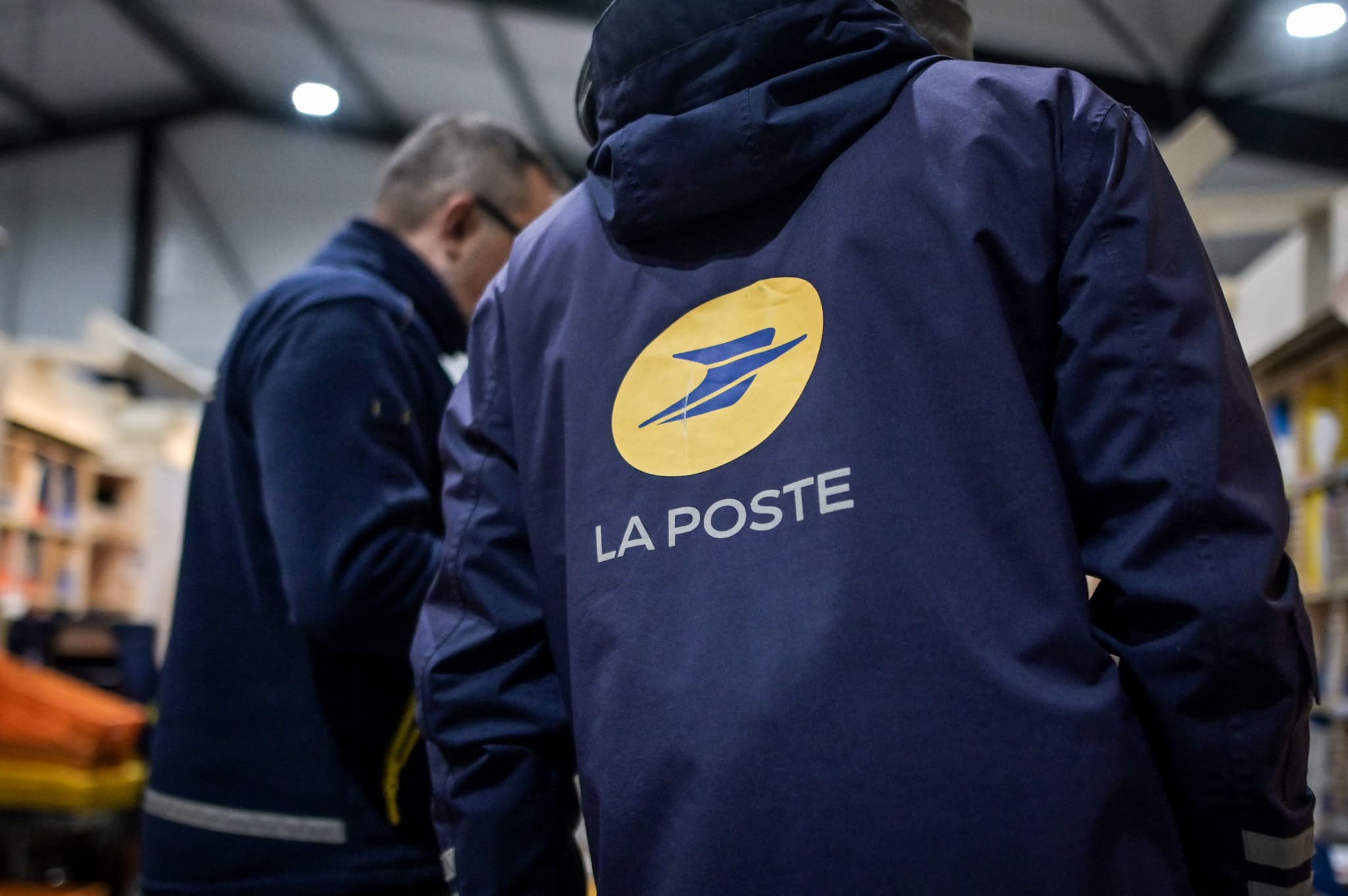 Cyberattaque de La Poste : l'activité a repris presque normalement ...