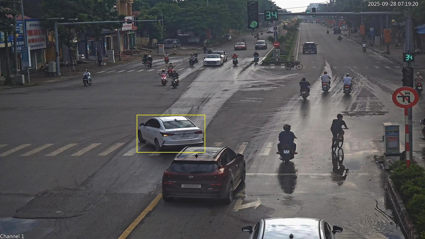 Rẽ trái, rẽ phải nơi có biển cấm, nhiều chủ xe bị phạt nguội