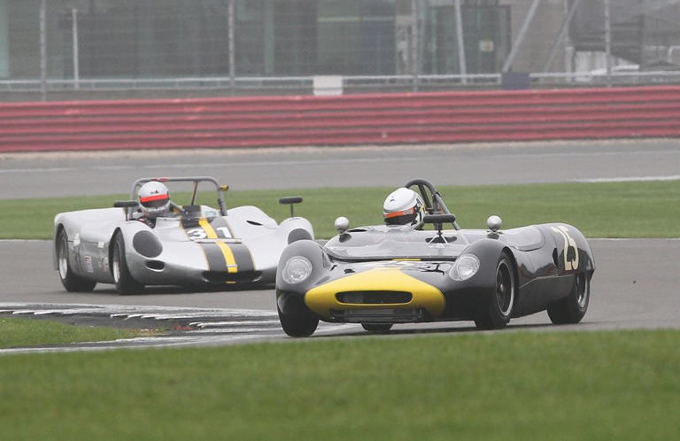Morris majors in Formula Ford classics as titles decided