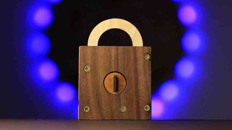 When Lock Puzzle Has A Trick