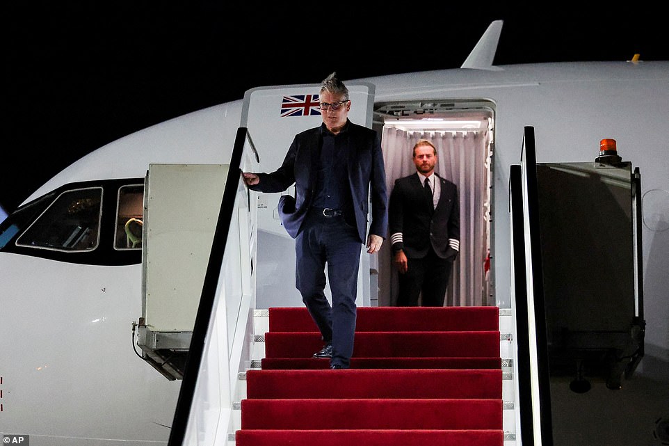 Starmer jets into Middle East for Gaza peace plan signing