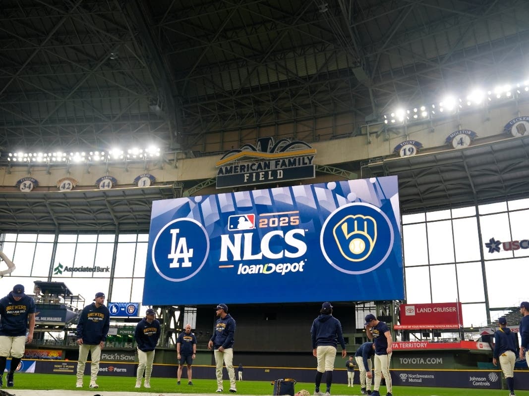 How To Watch Brewers Games