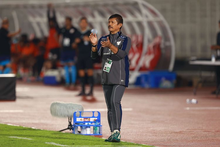 Indra Sjafri Minta Maaf Atas Kegagalan Timnas U22 Indonesia Pertahankan Gelar Juara