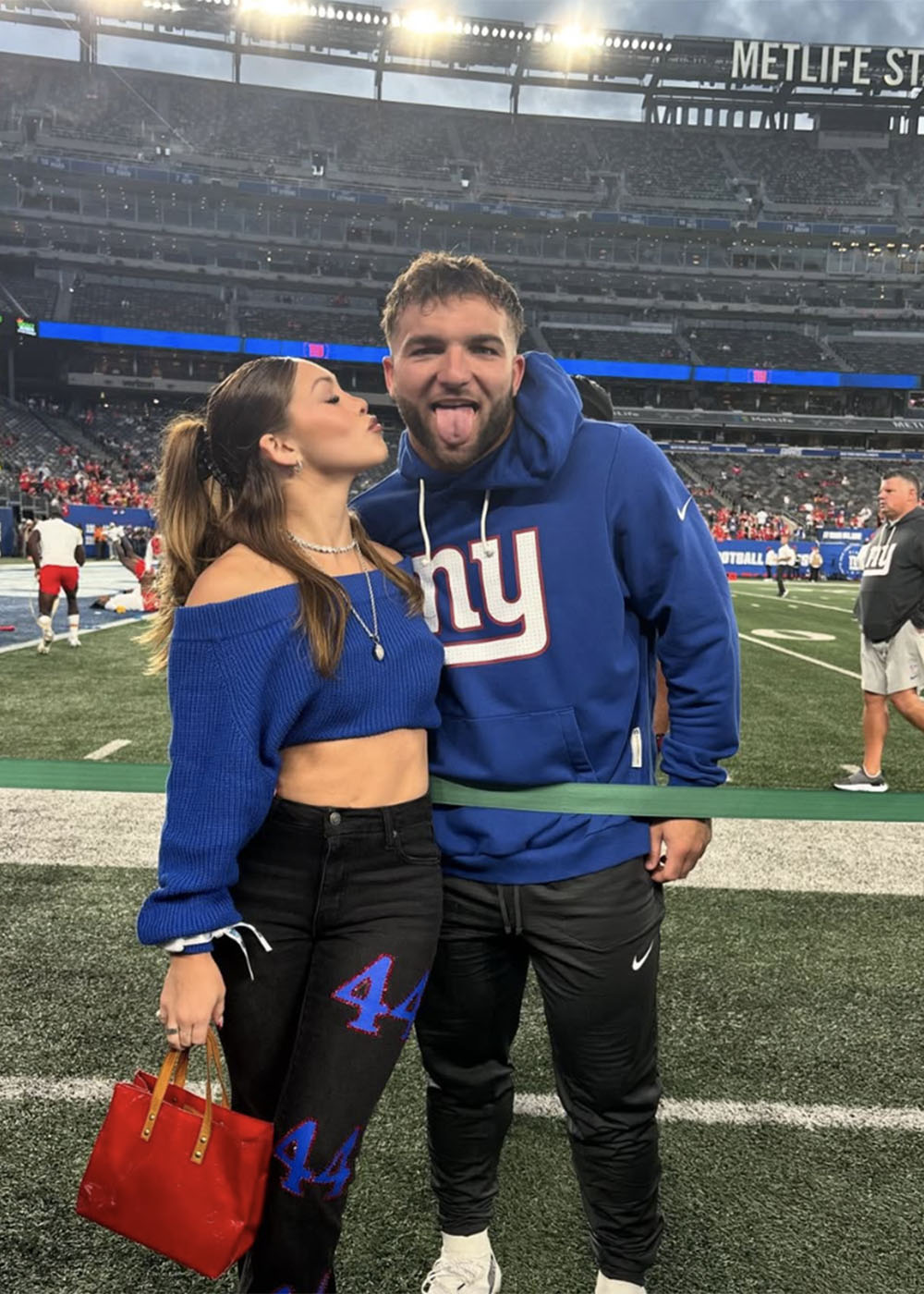 cam skattebo wife and kids Image 3