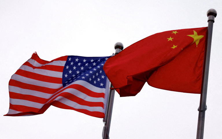 Mỹ dời thời điểm áp thuế với Trung Quốc, chờ ông Trump gặp ông Tập