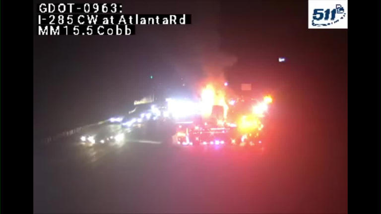 Motorcyclist critically injured in fiery crash on I-285 in Cobb County