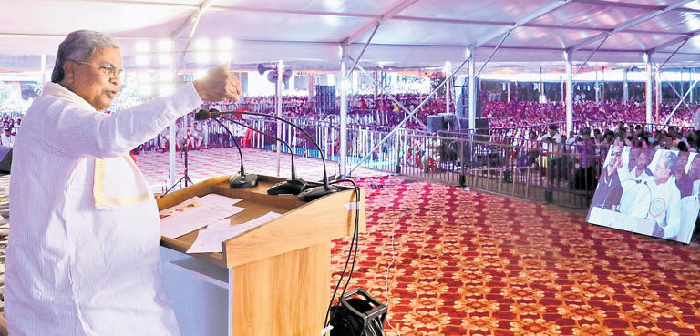 Study TN policy on banning RSS activities, Siddu directs chief secretary