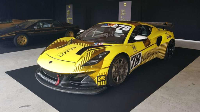GT4 European Series 2025: Lotus Emira #54 PB Racing Barcellona