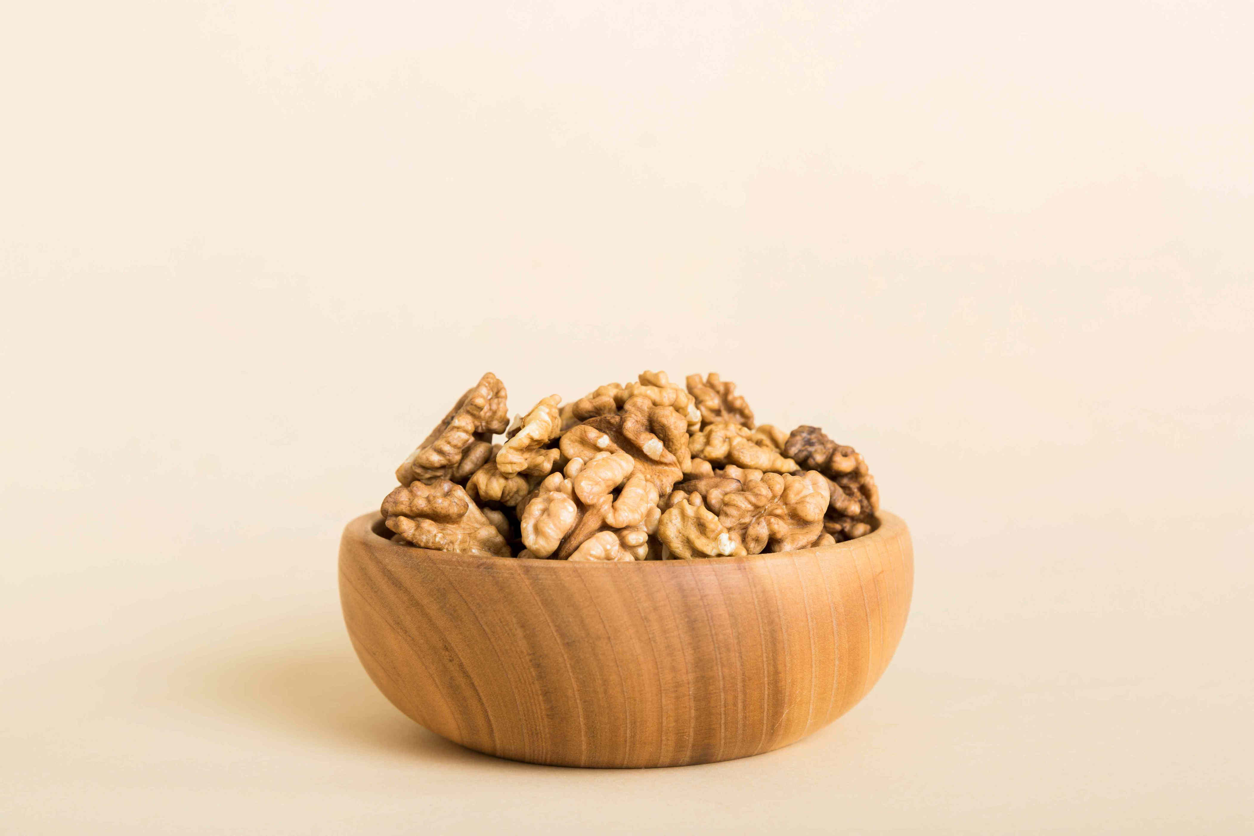 What happens to your stress levels when you eat walnuts?