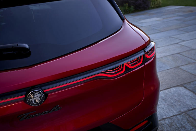 Nuova Alfa Romeo Tonale, il restyling si svela: nuovo look e c'Ã ...