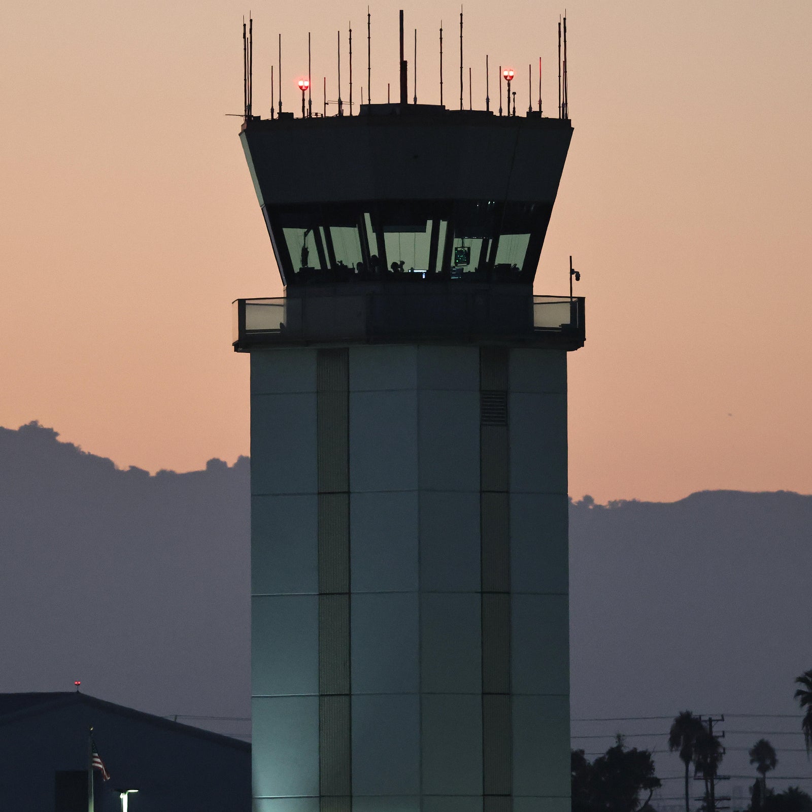Is it safe to fly during the government shutdown? Experts weigh in.