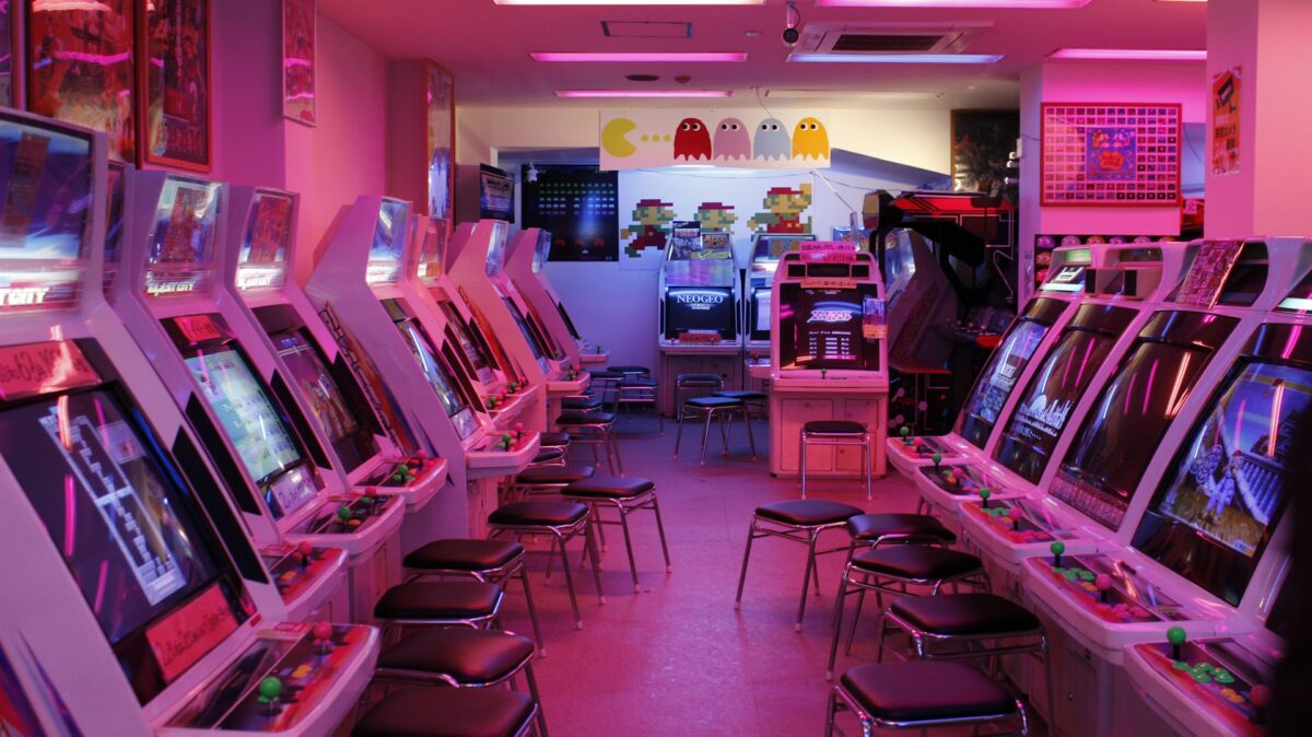 Arcade Cabinets That Defined Gaming’s Golden Age