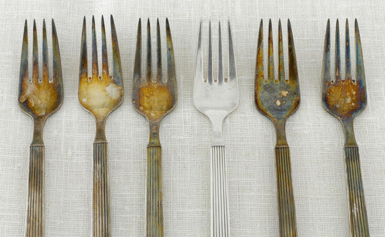 How to Remove Rust From Metal Surfaces, From Garden Tools to Vintage Finds