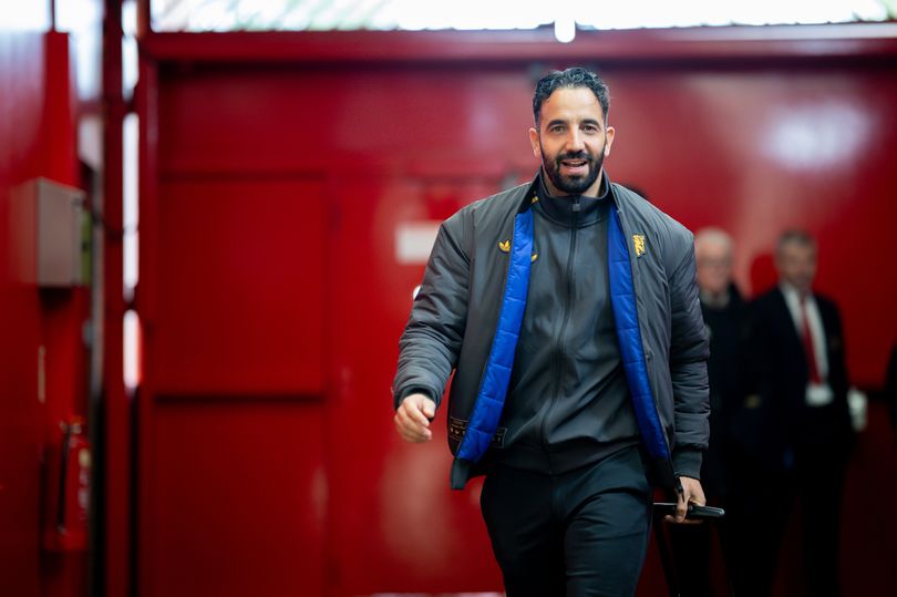 Bonnie Blue offers to 'put smile back on Ruben Amorim's face' at Man Utd