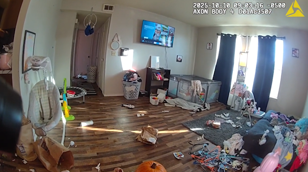 Mom arrested on child abuse charge after 2 kids found locked in bedroom