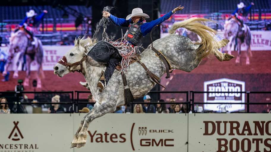 Wright Breaks Regular Season Earnings Record in PRCA Saddle Bronc Riding