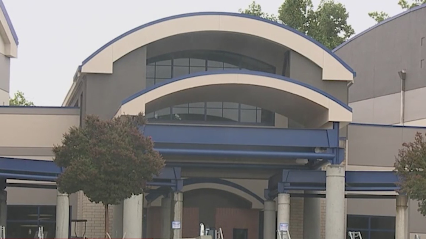 Parents outraged over release of man who made school threats